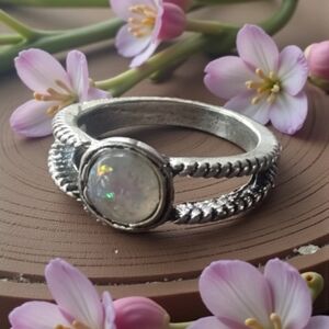 BEZEL SET FIRE OPAL NEW QUALITY TITAINUM DOUBLE BAND EFFECT SIZE 5 STUNNING RING